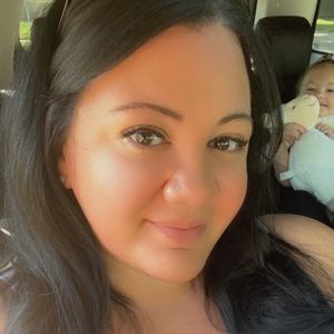 Meet your Posher, Jenn